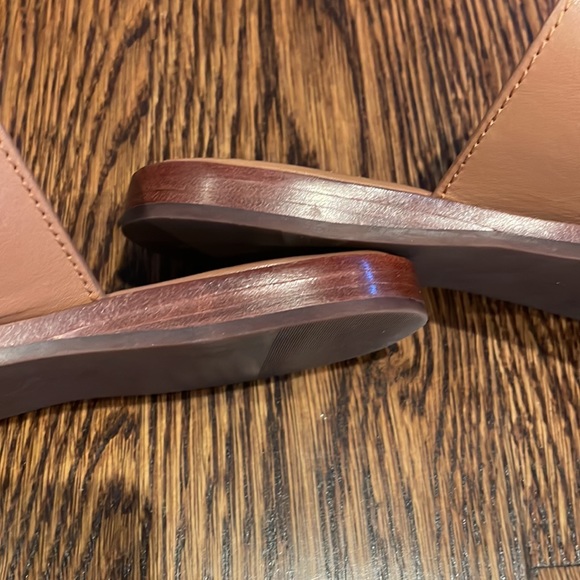 Tory Burch Sandals - Picture 6 of 10
